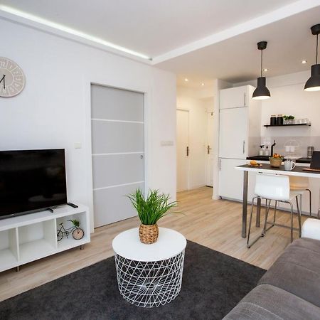 Cosy Tropez, La Petite Venise, Port-Grimaud Lägenhet Exteriör bild